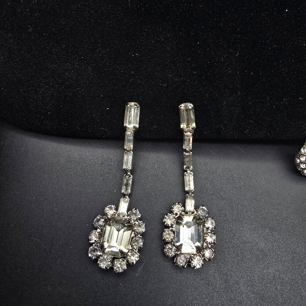 Clear Rhinestone Dangle Clip On Earrings Vintage Costume Jewelry